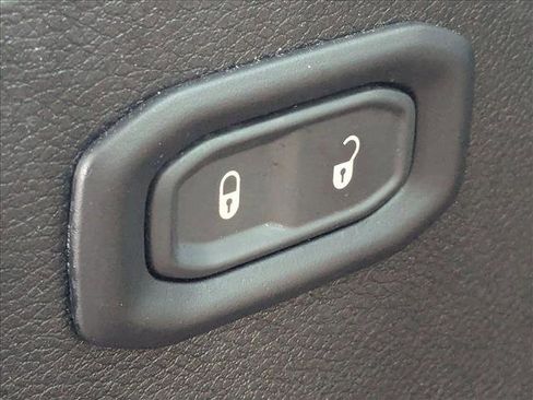 Used 2020 Jeep Wrangler Unlimited Sport S AWD/4WD image 12