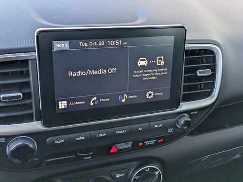 New 2026 Hyundai Venue SE image 23