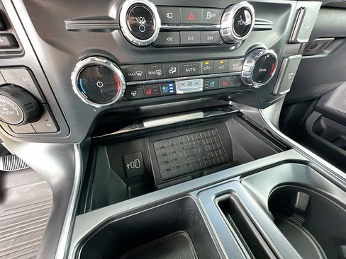 Used 2025 Ford F150 Raptor AWD/4WD image 41