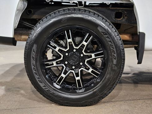 Used 2021 Chevrolet Silverado 1500 Custom Trail Boss image 17