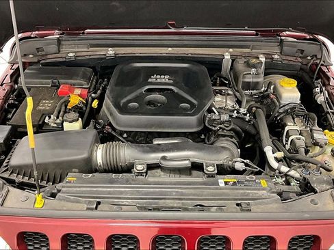 Used 2021 Jeep Wrangler Unlimited Sport AWD/4WD image 11