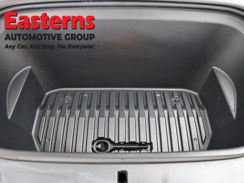 Used 2021 Tesla Model Y Long Range AWD/4WD image 7