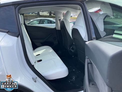 Used 2023 Tesla Model Y Performance image 49