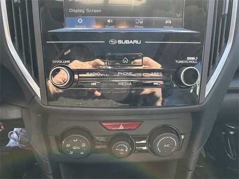 Used 2018 Subaru Crosstrek 2.0i Premium w/ Moonroof Package image 24