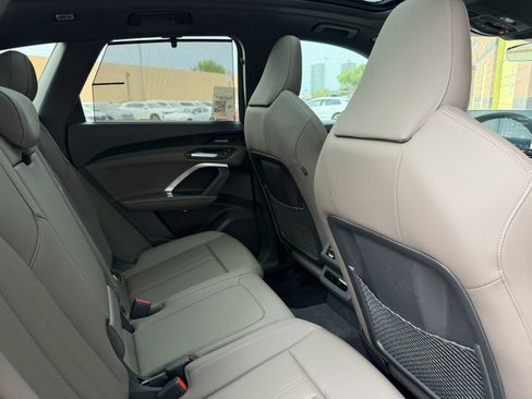 Used 2025 Audi Q5 Premium Plus w/ Premium Plus AWD/4WD image 40