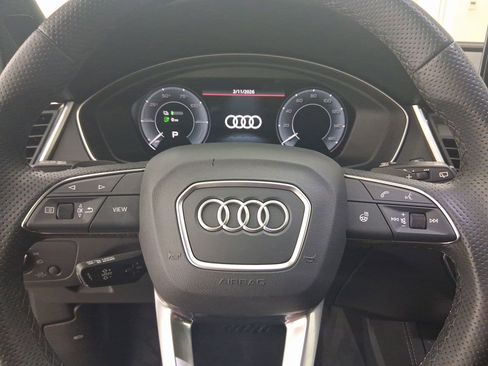 Used 2024 Audi Q5 e Premium Plus w/ Premium Plus Package image 14