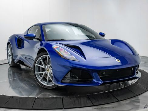 New 2025 Lotus Emira image 22
