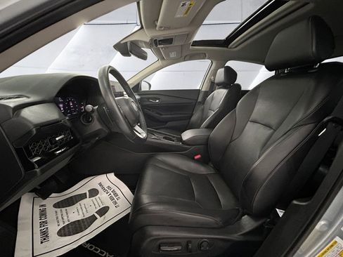 Used 2024 Honda Accord Touring image 7