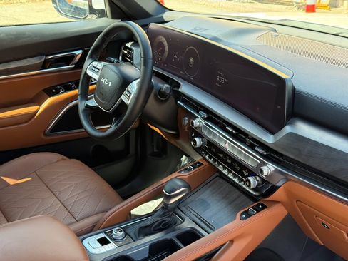 Used 2024 Kia Telluride SX X-Pro AWD/4WD image 9