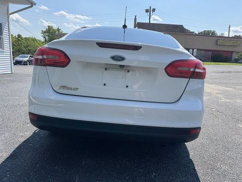 Used 2016 Ford Focus S FWD image 4