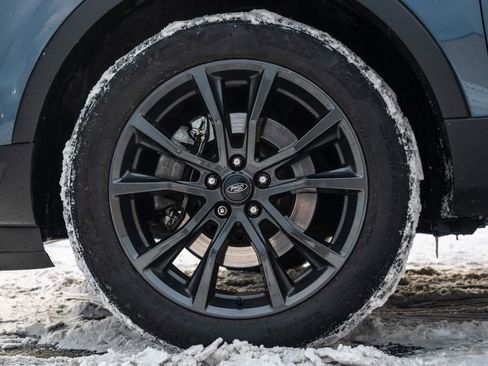 Used 2019 Ford Explorer XLT w/ XLT Sport Appearance Package image 10