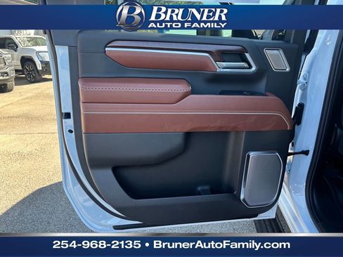 New 2026 GMC Sierra 3500 Denali Ultimate image 13