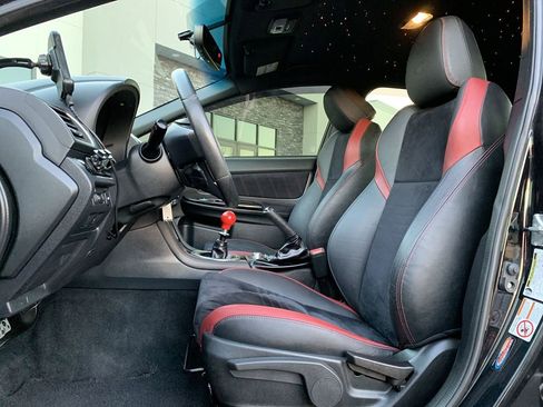 Used 2018 Subaru WRX STI image 28