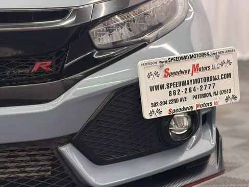 Used 2019 Honda Civic Type R image 38