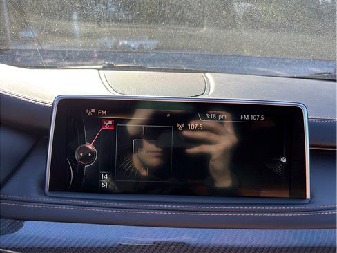 Used 2016 BMW X5 M image 29