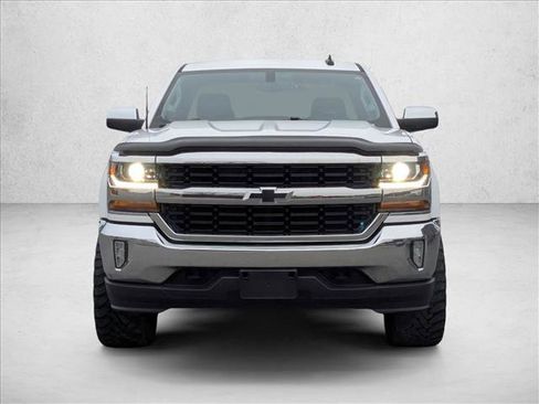 Used 2018 Chevrolet Silverado 1500 LT w/ All Star Edition image 2