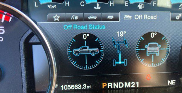 Used 2018 Ford F250 Lariat w/ Lariat Ultimate Package AWD/4WD image 2