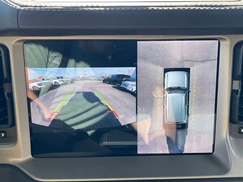 New 2025 Ford Bronco Outer Banks w/ Sasquatch Package image 13