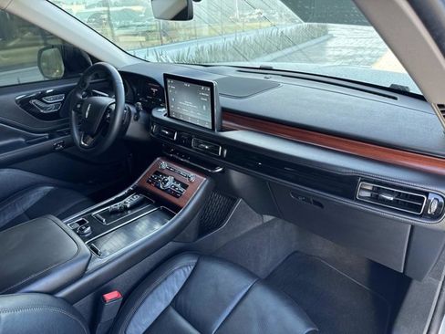 Certified 2023 Lincoln Aviator Reserve w/ Equipment Group 201A image 22