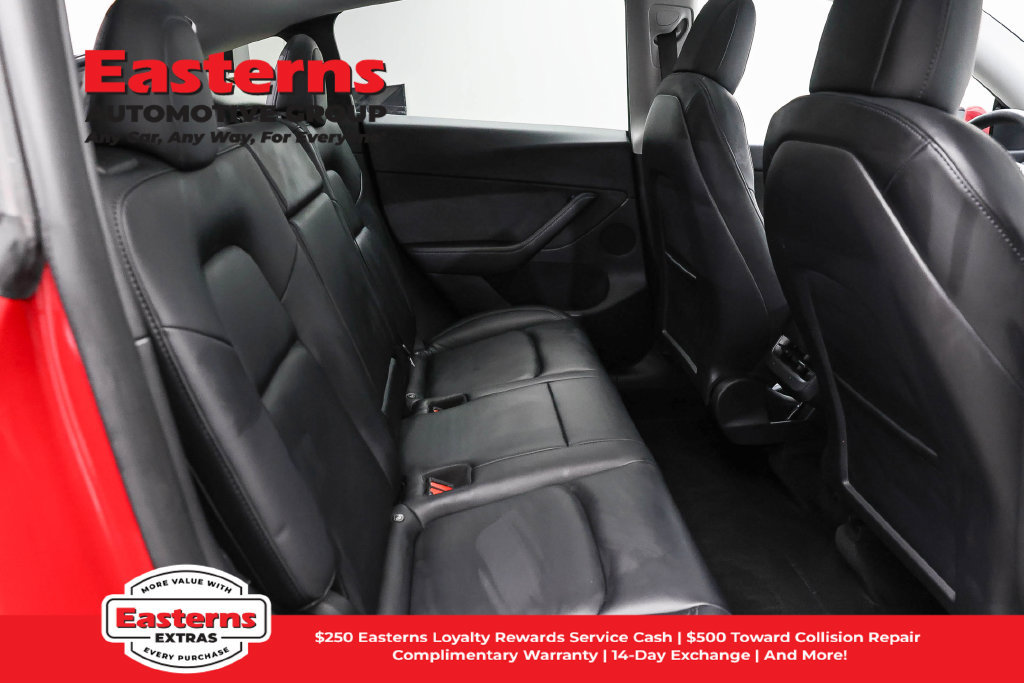 Used 2022 Tesla Model Y Performance AWD/4WD image 18