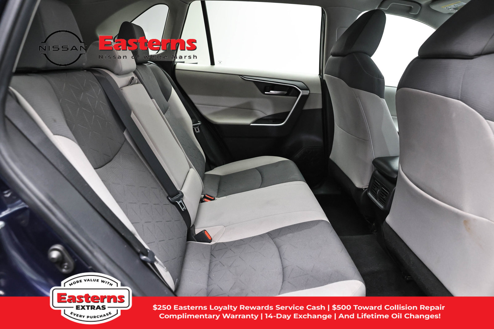 Used 2024 Toyota RAV4 XLE FWD image 24