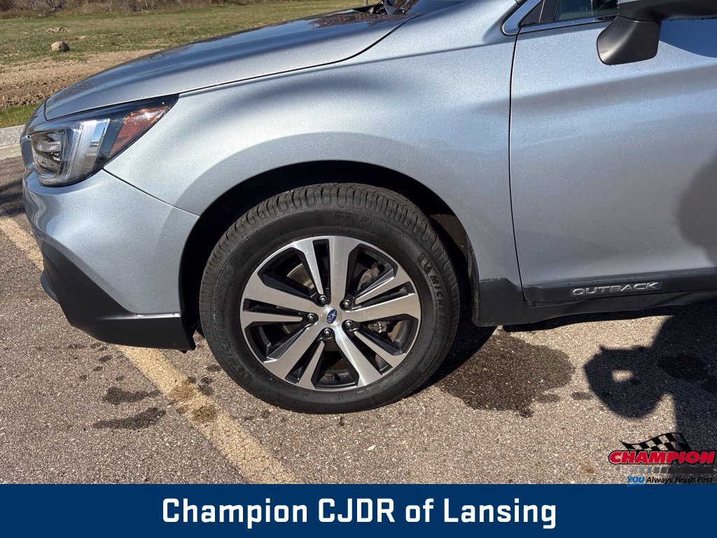 Used 2019 Subaru Outback 2.5i Limited AWD/4WD image 32