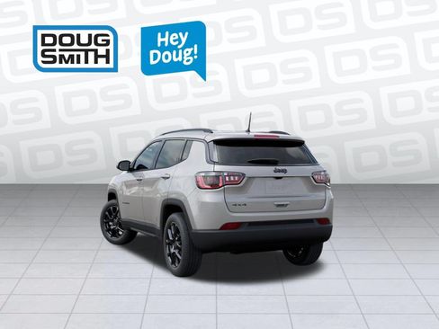 New 2026 Jeep Compass Latitude AWD/4WD image 3