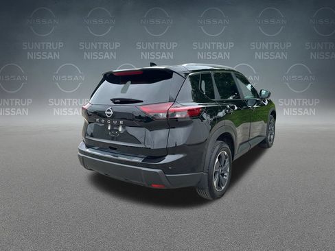 Used 2025 Nissan Rogue SV w/ SV Premium Package FWD image 39