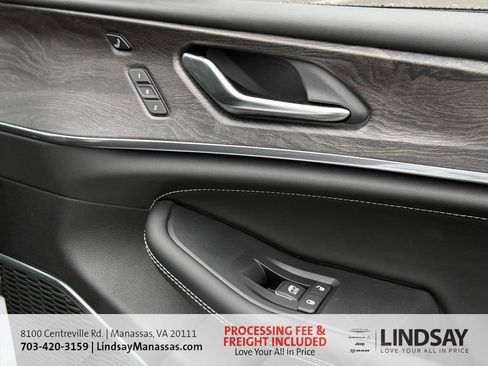 New 2025 Jeep Grand Cherokee Overland w/ Adv Protech Group III image 12