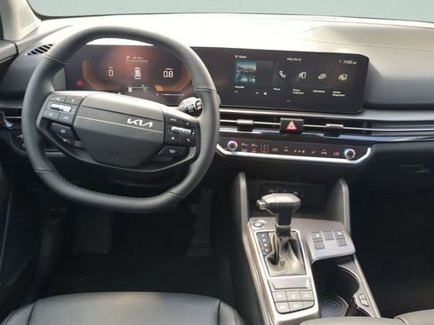 New 2026 Kia Sportage EX w/ EX Panorama Roof Package image 13