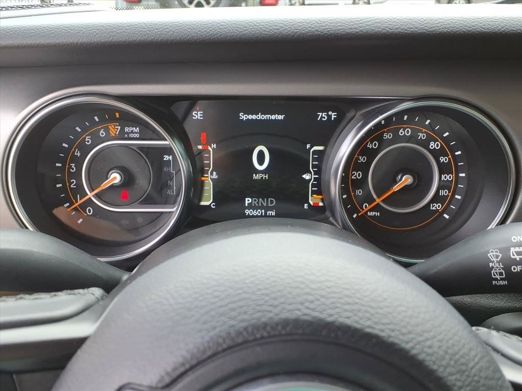 Used 2022 Jeep Wrangler Unlimited Sport AWD/4WD image 26