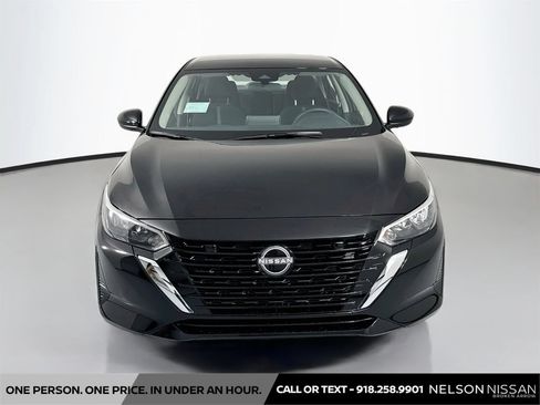 Certified 2025 Nissan Sentra SV FWD image 2
