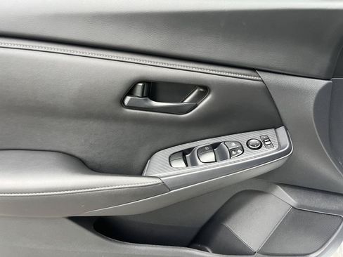Certified 2024 Nissan Sentra S FWD image 17