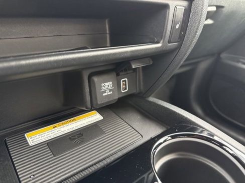 Used 2023 Honda Ridgeline Black Edition image 32