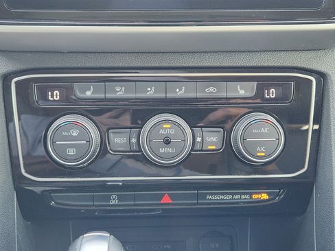 Used 2022 Volkswagen Atlas SE w/ Panoramic Sunroof Package image 20