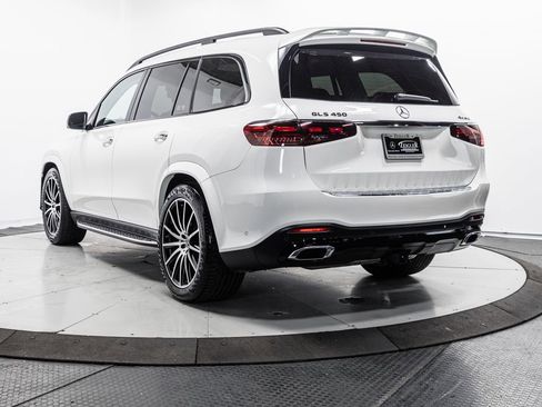 Used 2024 Mercedes-Benz GLS 450 4MATIC w/ AMG Line Exterior image 34