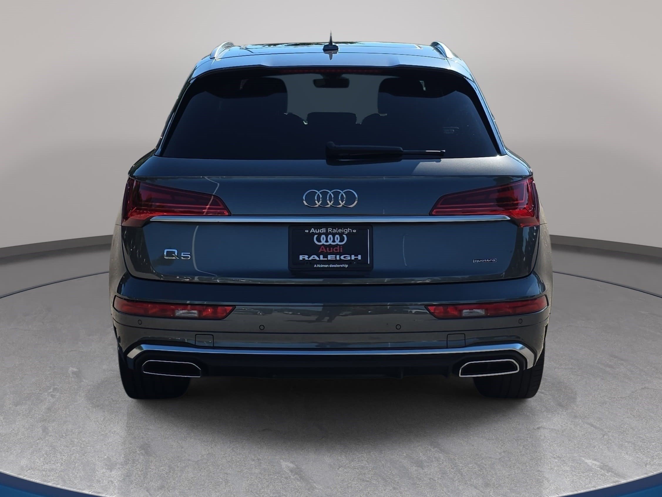 Used 2023 Audi Q5 e Premium AWD/4WD image 6