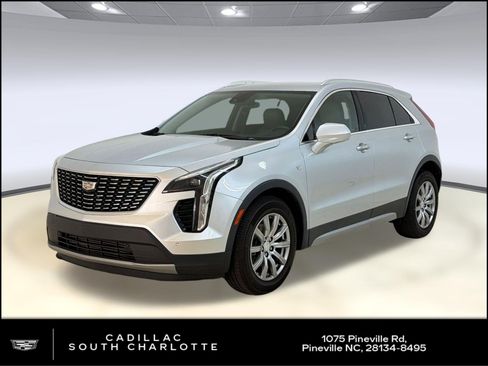 Used 2020 Cadillac XT4 Premium Luxury FWD image 1