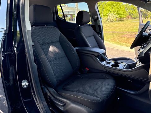 Certified 2022 GMC Acadia SLE w/ Driver Convenience Package image 43