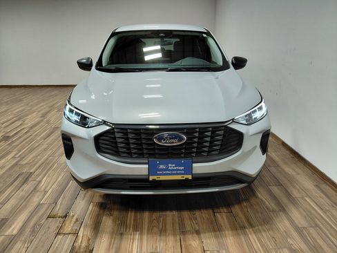 Certified 2025 Ford Escape Active AWD/4WD image 13