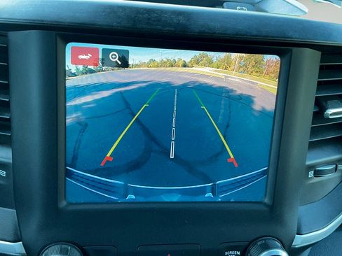 Used 2022 RAM 1500 Big Horn AWD/4WD image 37