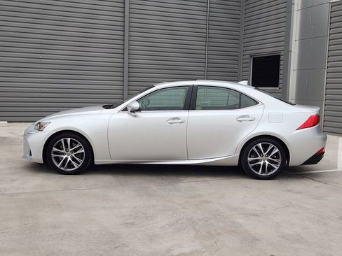 Used 2019 Lexus IS 300 w/ Accessory Package 2 RWD image 4