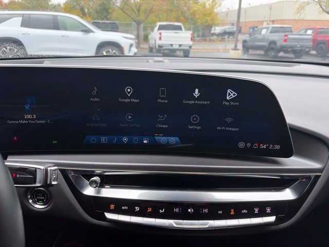 Used 2024 Cadillac Lyriq Tech AWD/4WD image 12