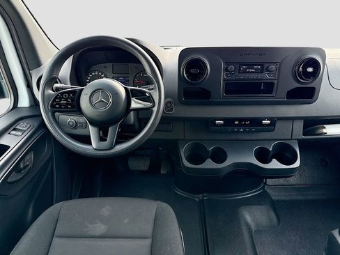 Used 2023 Mercedes-Benz Sprinter 144 Cargo image 20