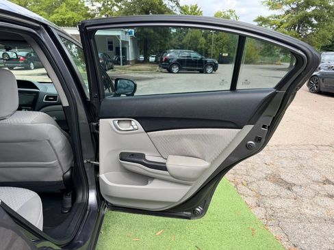 Used 2014 Honda Civic EX image 16