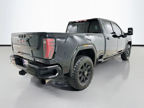 Used 2024 GMC Sierra 2500 AT4 w/ AT4 Premium Plus Package AWD/4WD image 7
