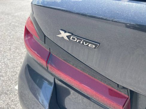 Used 2022 BMW M550i xDrive AWD/4WD image 6