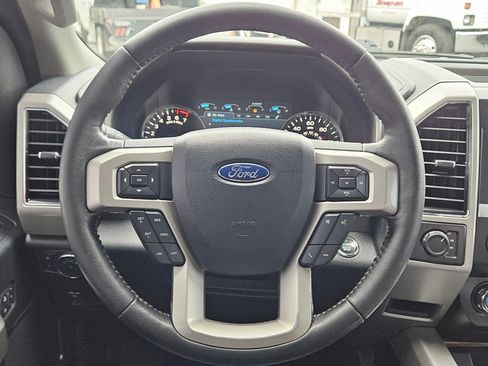 Used 2019 Ford F150 Lariat AWD/4WD image 15