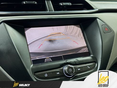Used 2021 Chevrolet TrailBlazer LT AWD/4WD image 16
