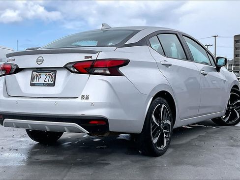 Used 2024 Nissan Versa SR FWD image 22